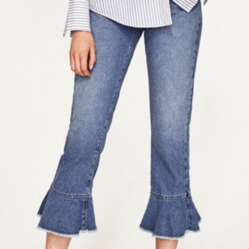 ZARA | Medium wash ruffle hem jeans 133